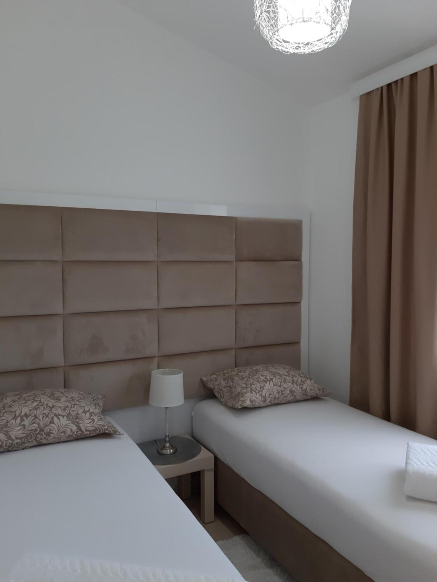 Apartments Pepdjonovic Улцинь Екстер'єр фото